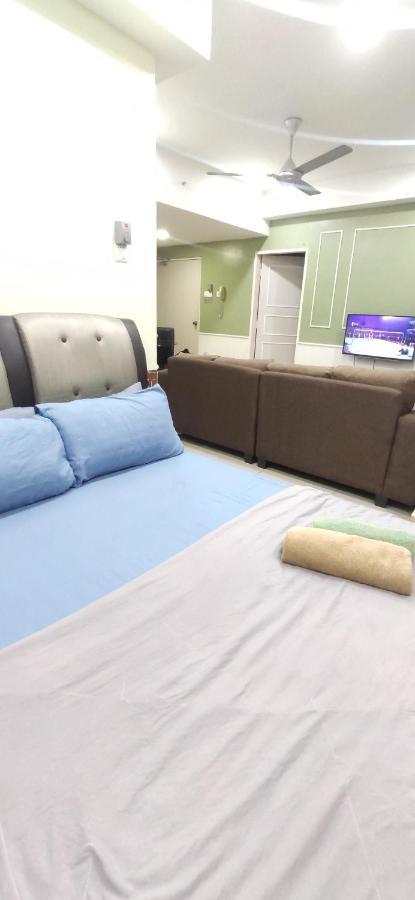 Dperdana -Dinies Pool,Wifi, Centre Of Kota Bharu, 4-5 Pax Apartment Екстериор снимка
